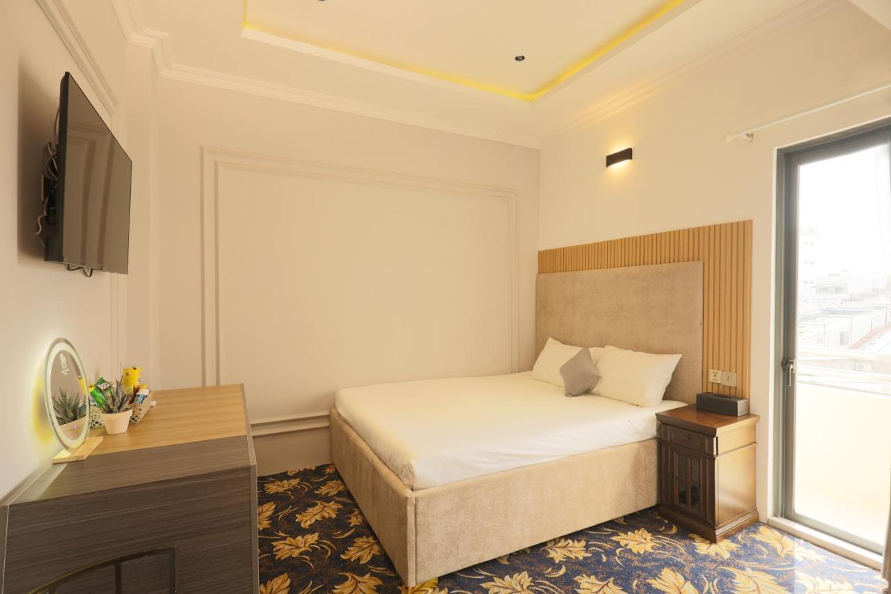 Phuoc Hung 3 Hotel Vĩnh Long Exterior foto
