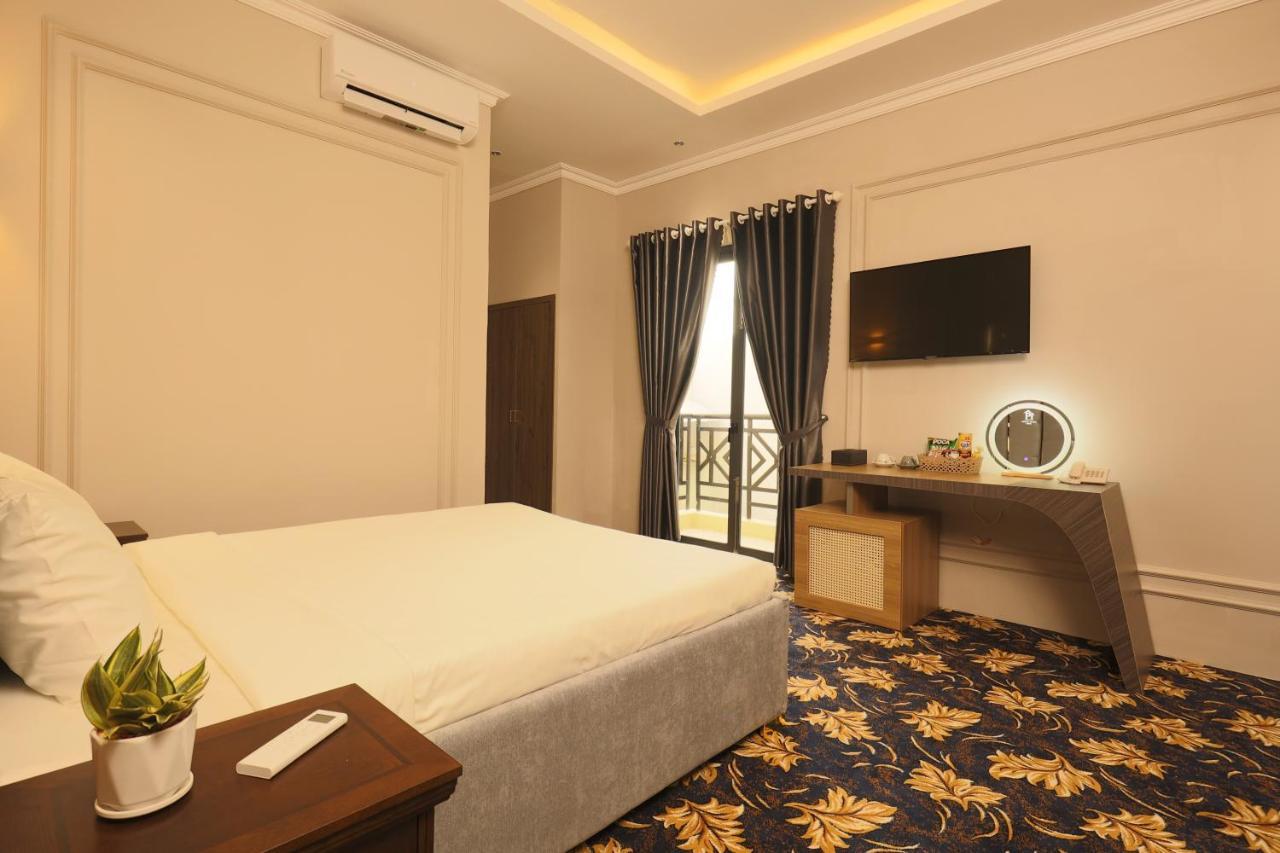 Phuoc Hung 3 Hotel Vĩnh Long Exterior foto