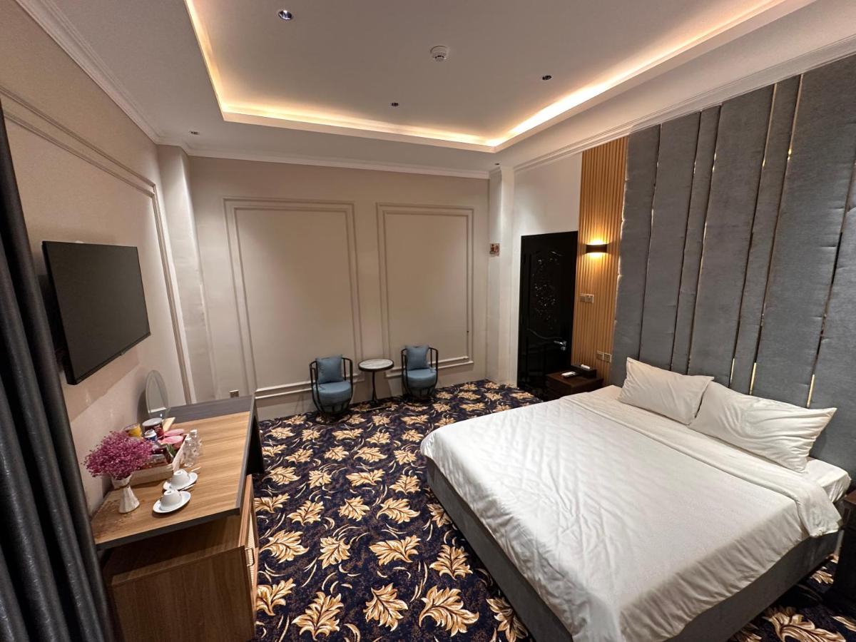 Phuoc Hung 3 Hotel Vĩnh Long Exterior foto